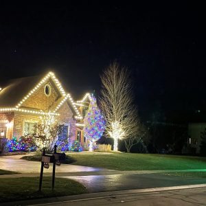 Chrstimas Lights Roof Line St. Charles